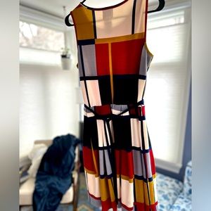 Super trendy color block dress.